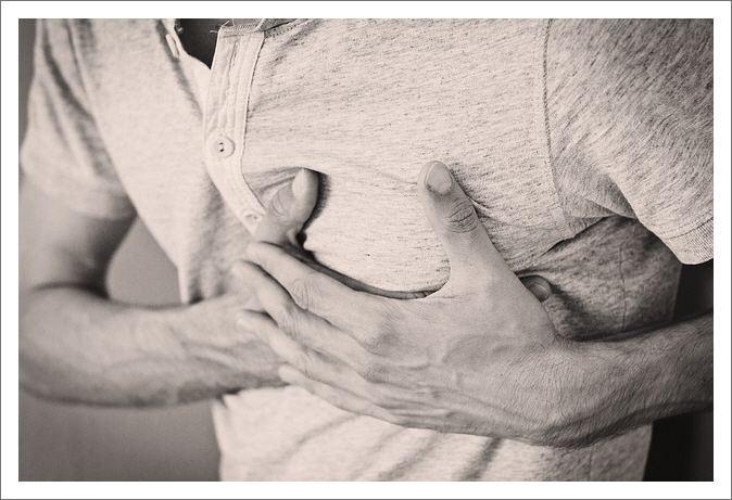 가슴통증-가슴답답함-증상