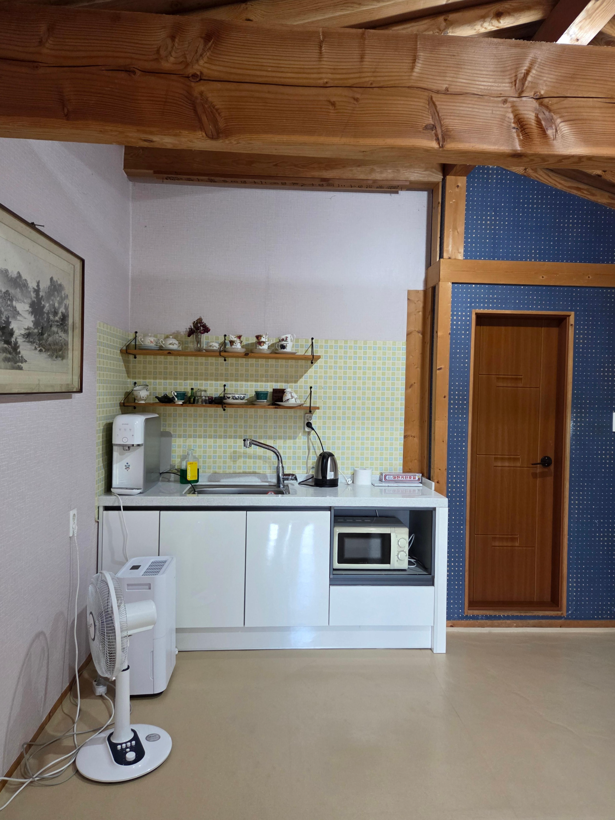 구례 운조루막둥이네 주방과 실내