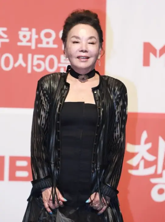 김수미