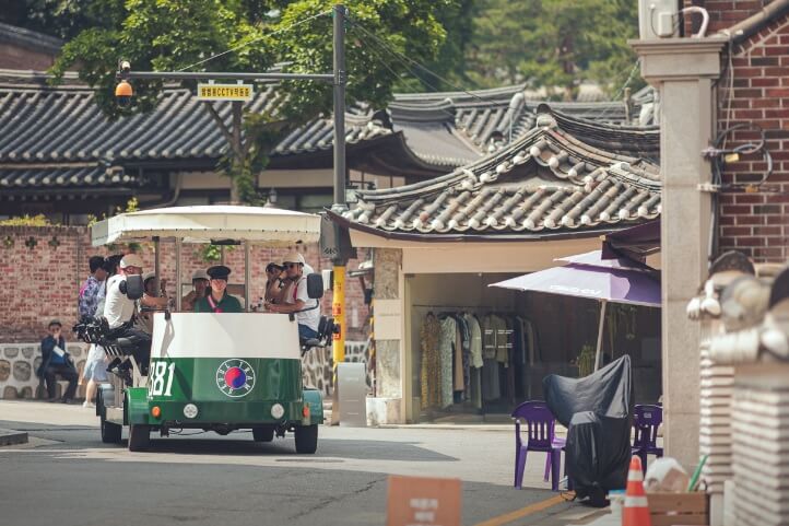 생방송투데이 이유있는 성지순례 인왕산 하루 코스 위라이드서울전차 예매방법 피자맛집 준수방키친