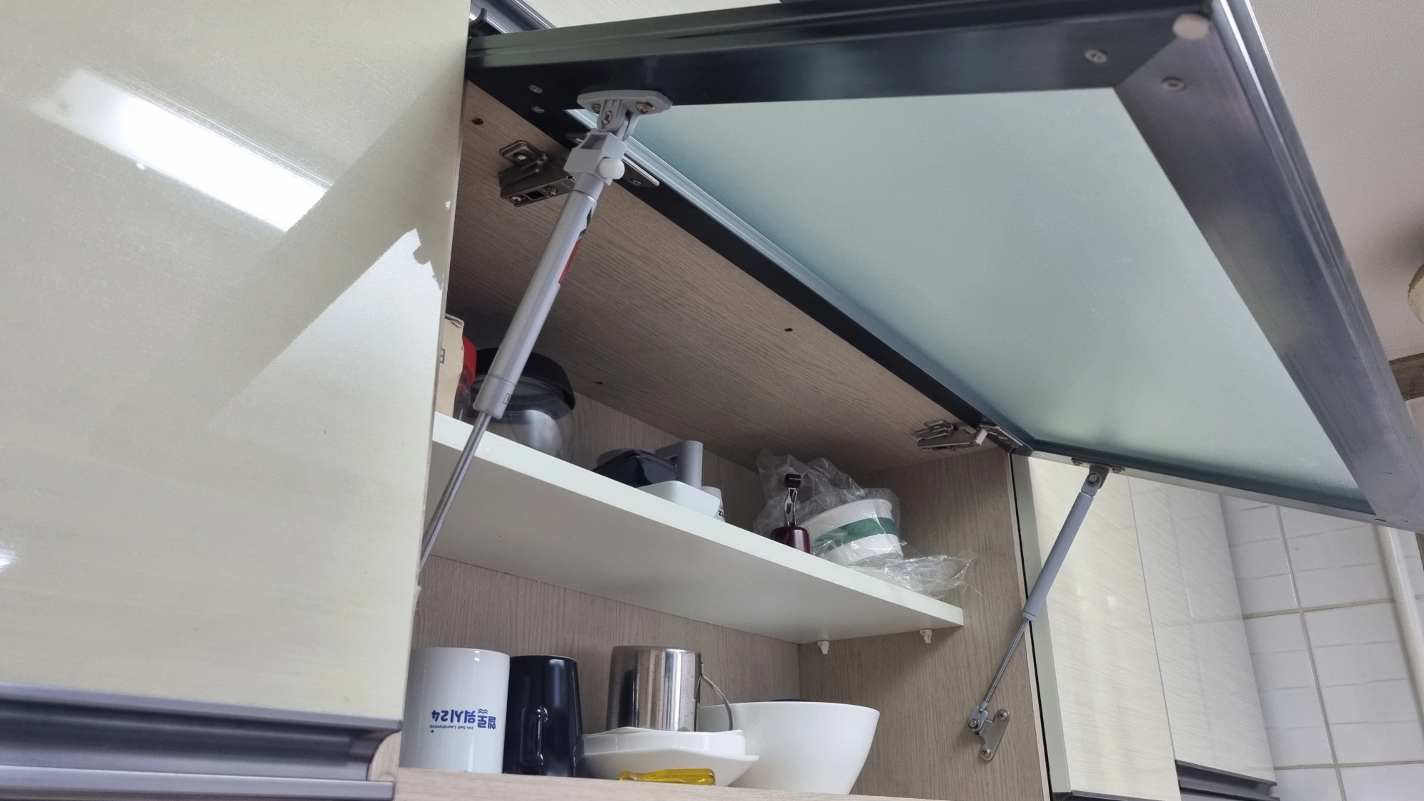 쇼바 교체 완료 모습