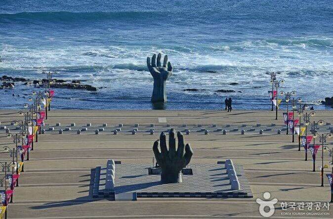 포항 호미곶 상생의 손