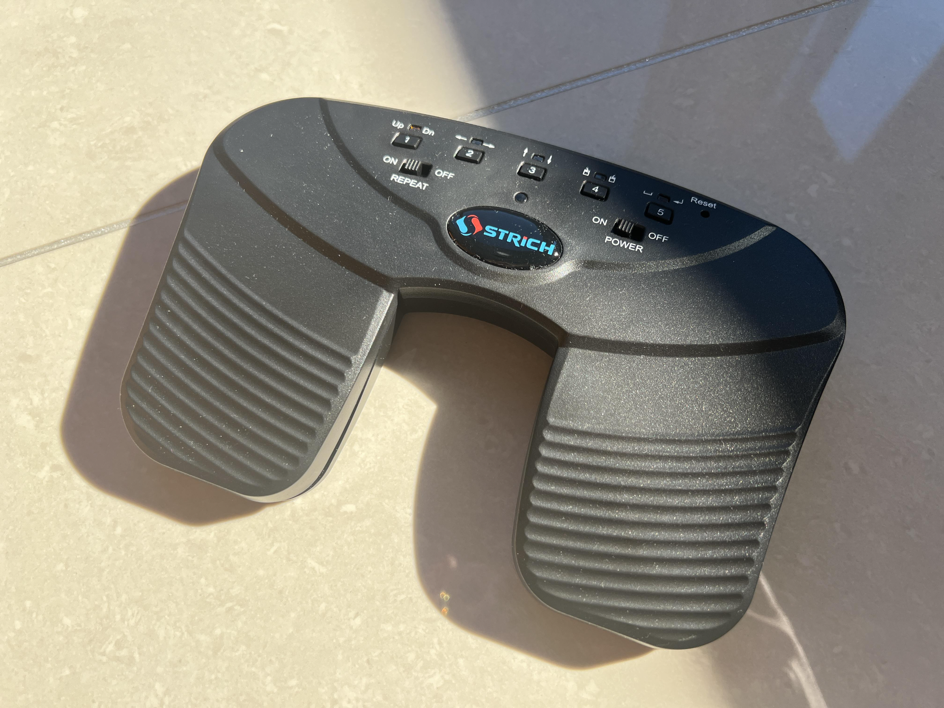 스트리치 페이지 터너 사진