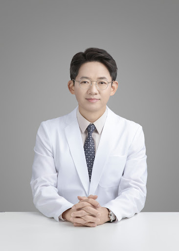 눈꼬리 내리기