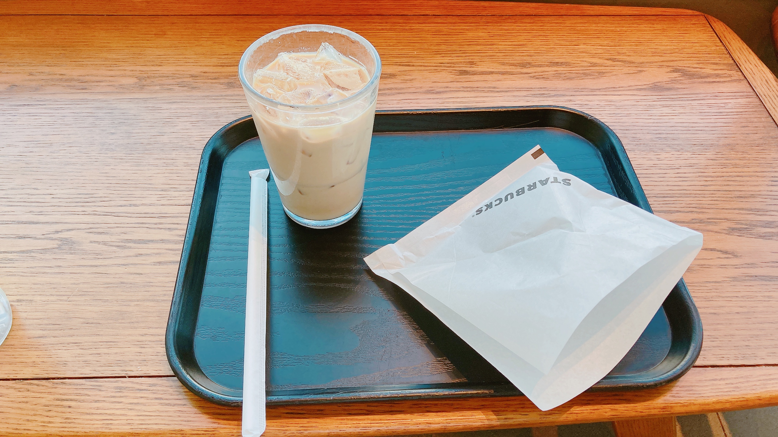 스타벅스 쁘띠 까눌레