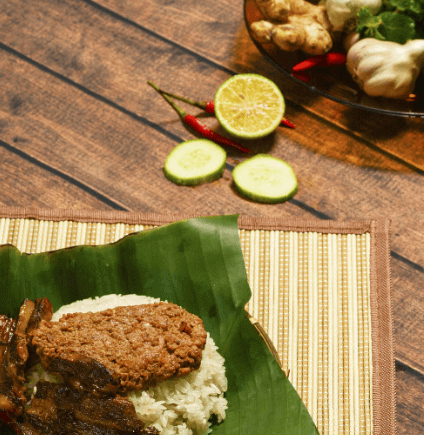 우리 식탁에 올라와 있는 고기와 채소