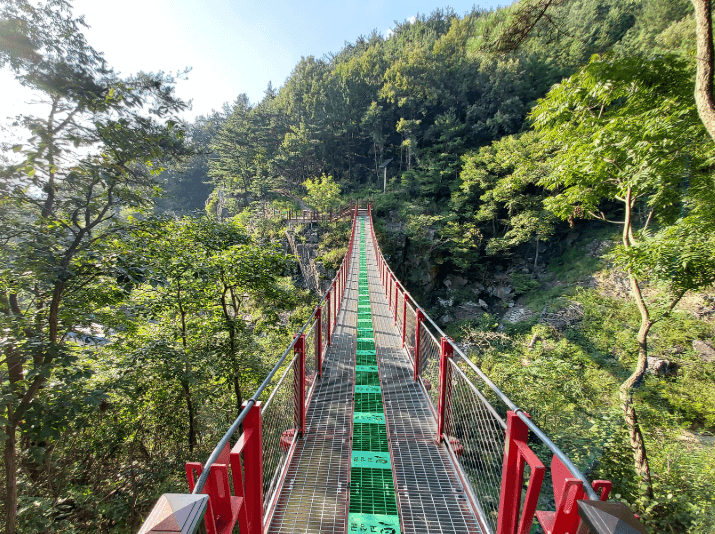 고성폭포암출렁다리