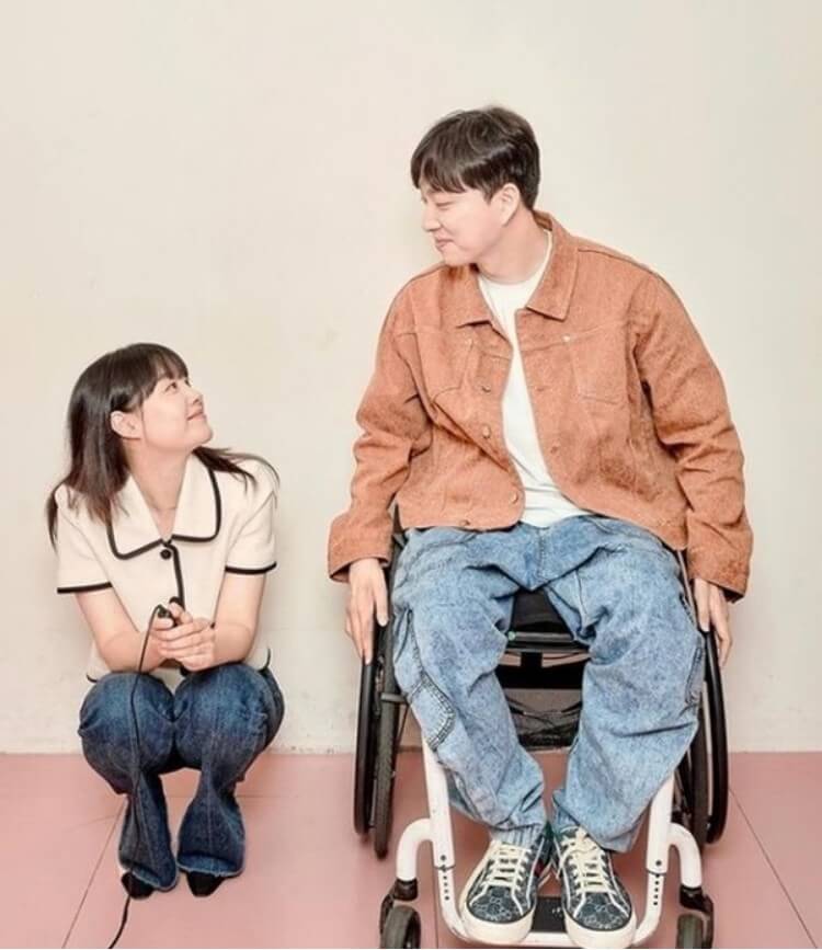 송지은 박위 열애