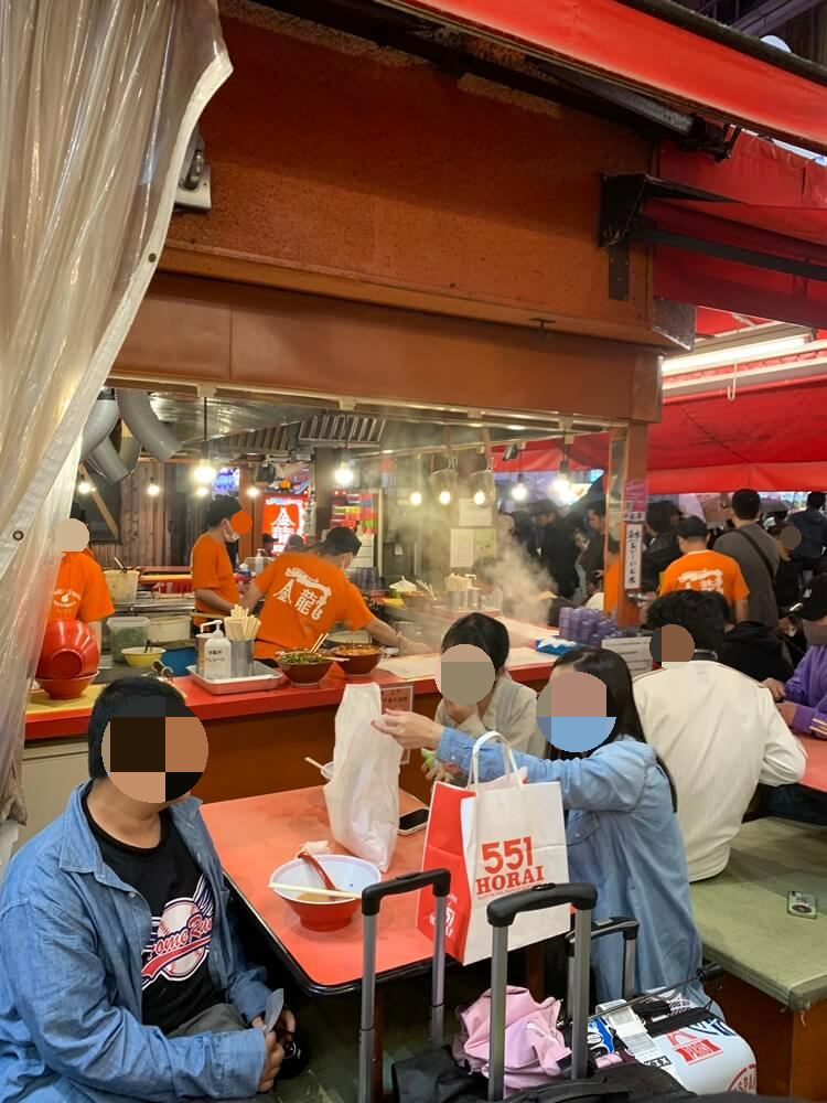 4인용 테이블 자리