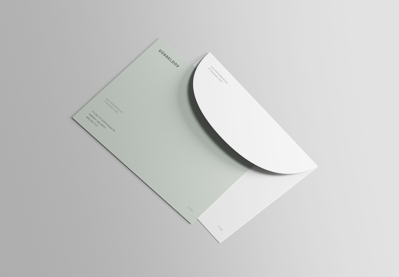 Postcard with Envelope Mockup (봉투가 있는 엽서 목업)
