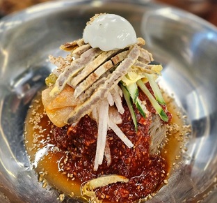 비빔냉면
