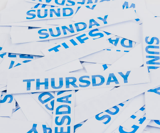 항공권 주말 출발이 정말 더 비쌀까?