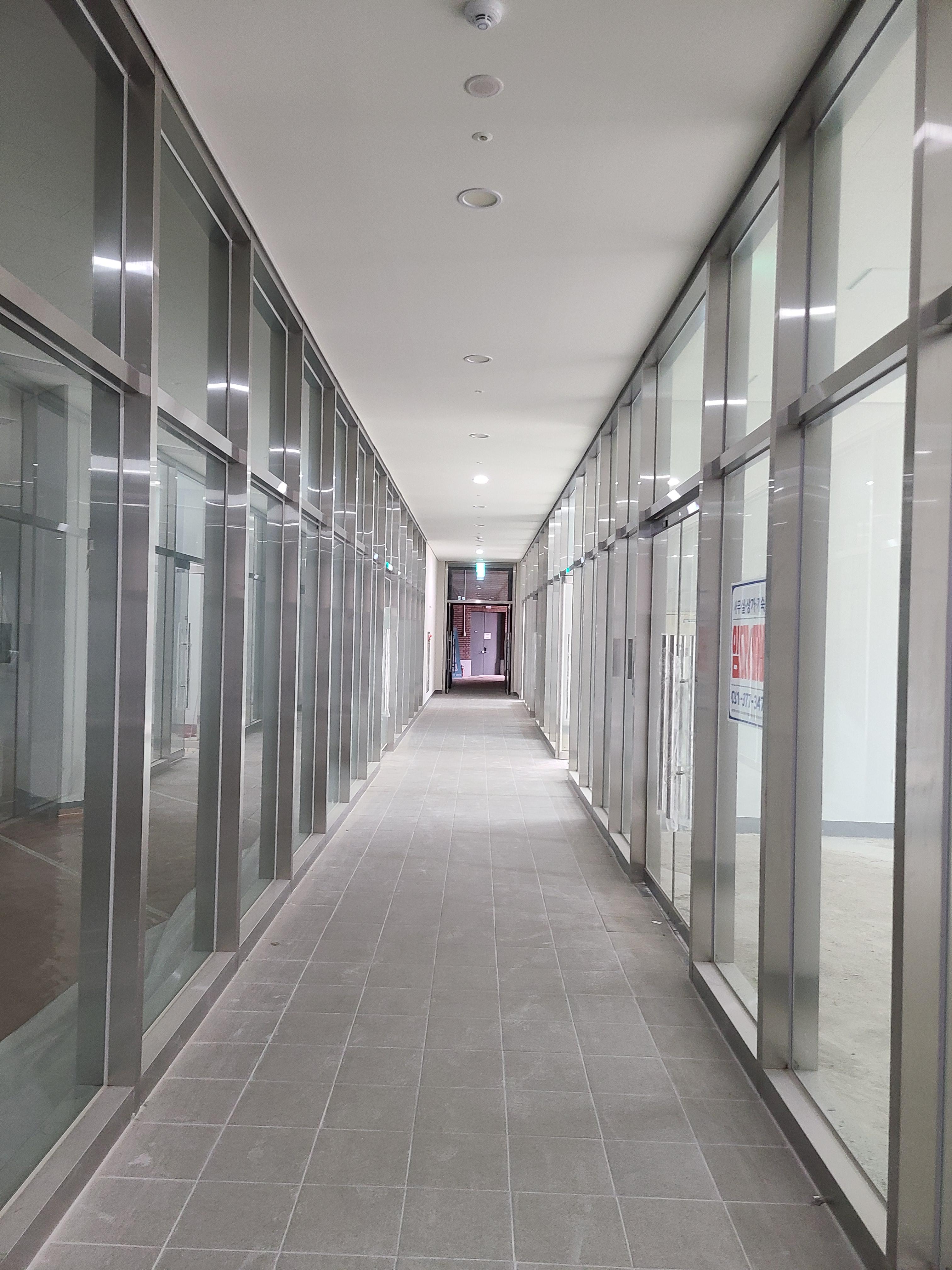 동탄 현대실리콘앨리 1층 내부1