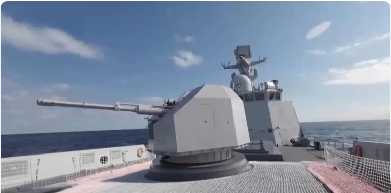 중국해군함의미사일발포사진