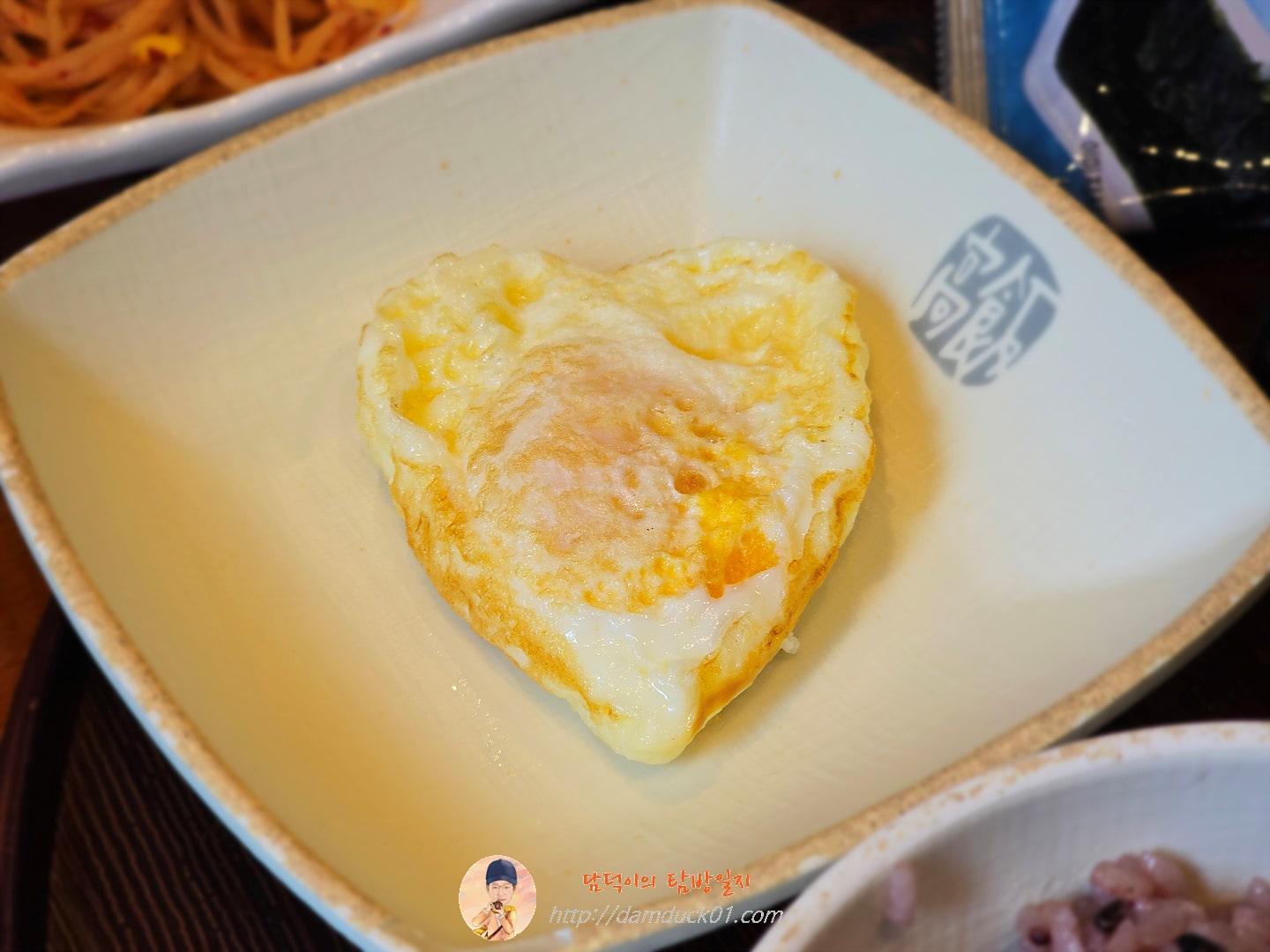 찌개정식 (고기듬뿍김치찌개)