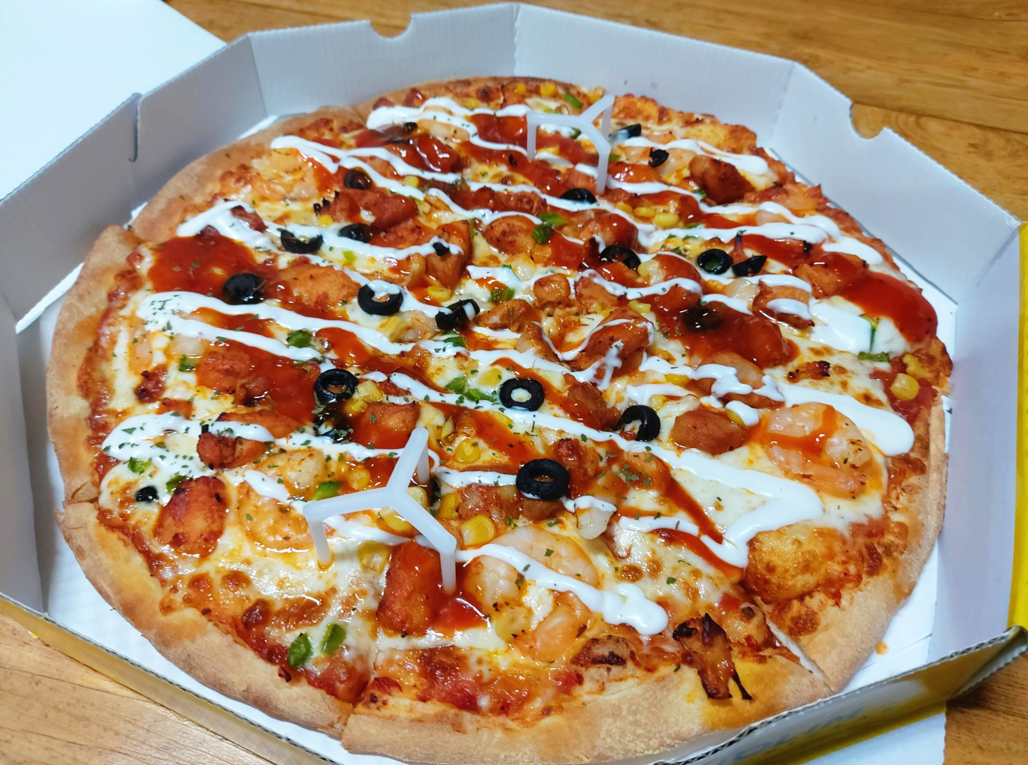 반올림피자샵 핫치킨 쉬림프 피자