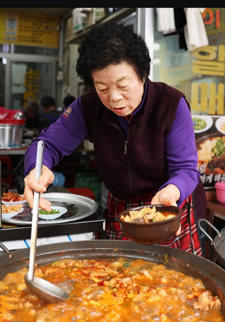 생생정보 남이 할매 봄나물밥상 소구레국밥