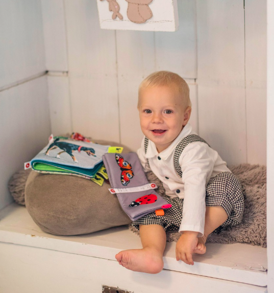 아기 감각 발달에 딱 맞는 책육아, 촉감책과 소리책 활용