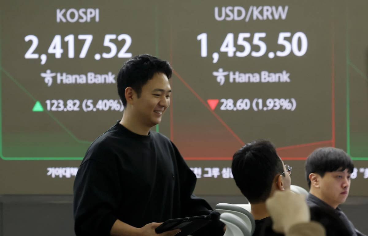 트럼프발 훈풍에 증시 급등…사이드카란 무엇이고 왜 발동됐나?