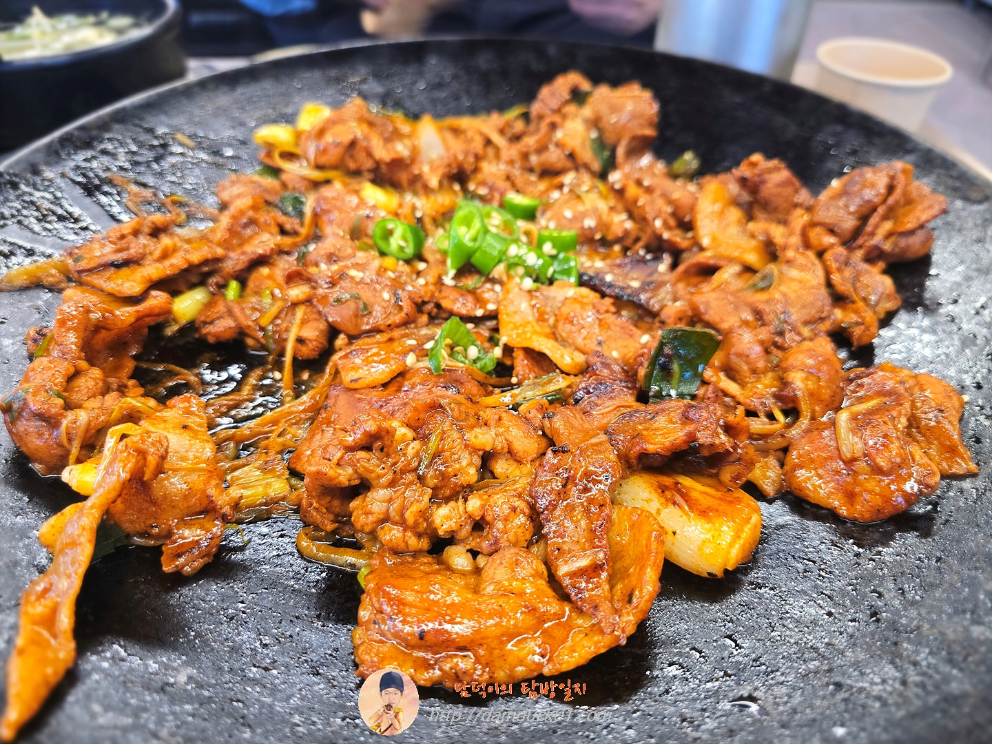 제육볶음 + 콩나물국 (밥무제한)