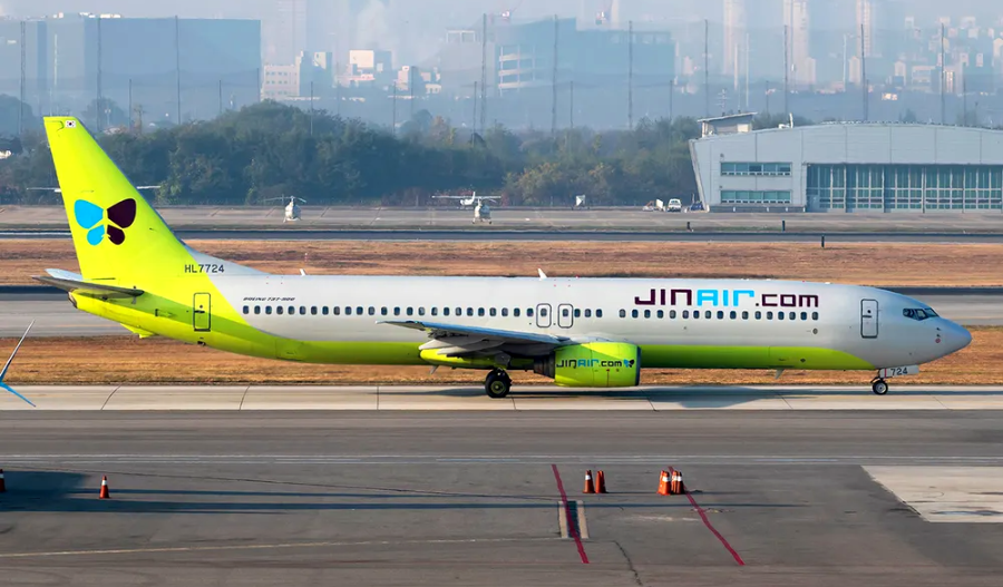 보잉 737-900 - 188석