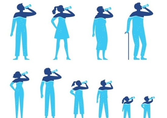 여름철 수분 부족 관련 이미지