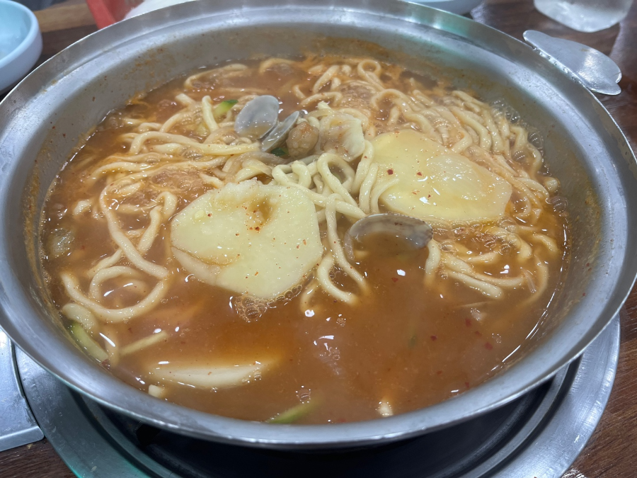 공주 전통궁중칼국수