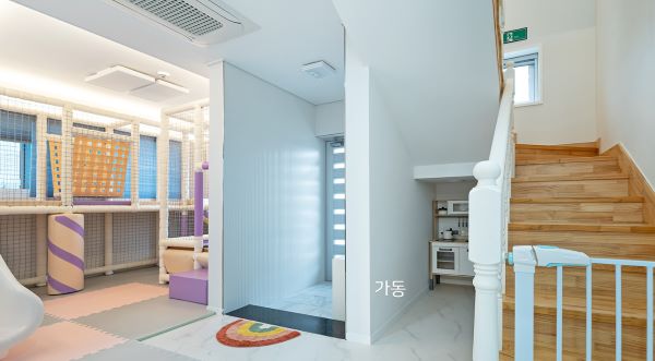 풀빌라_거실공간