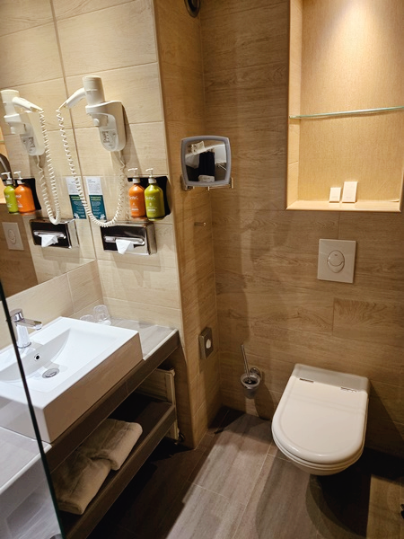 홀리데이인부다페스트부다요시_화장실2