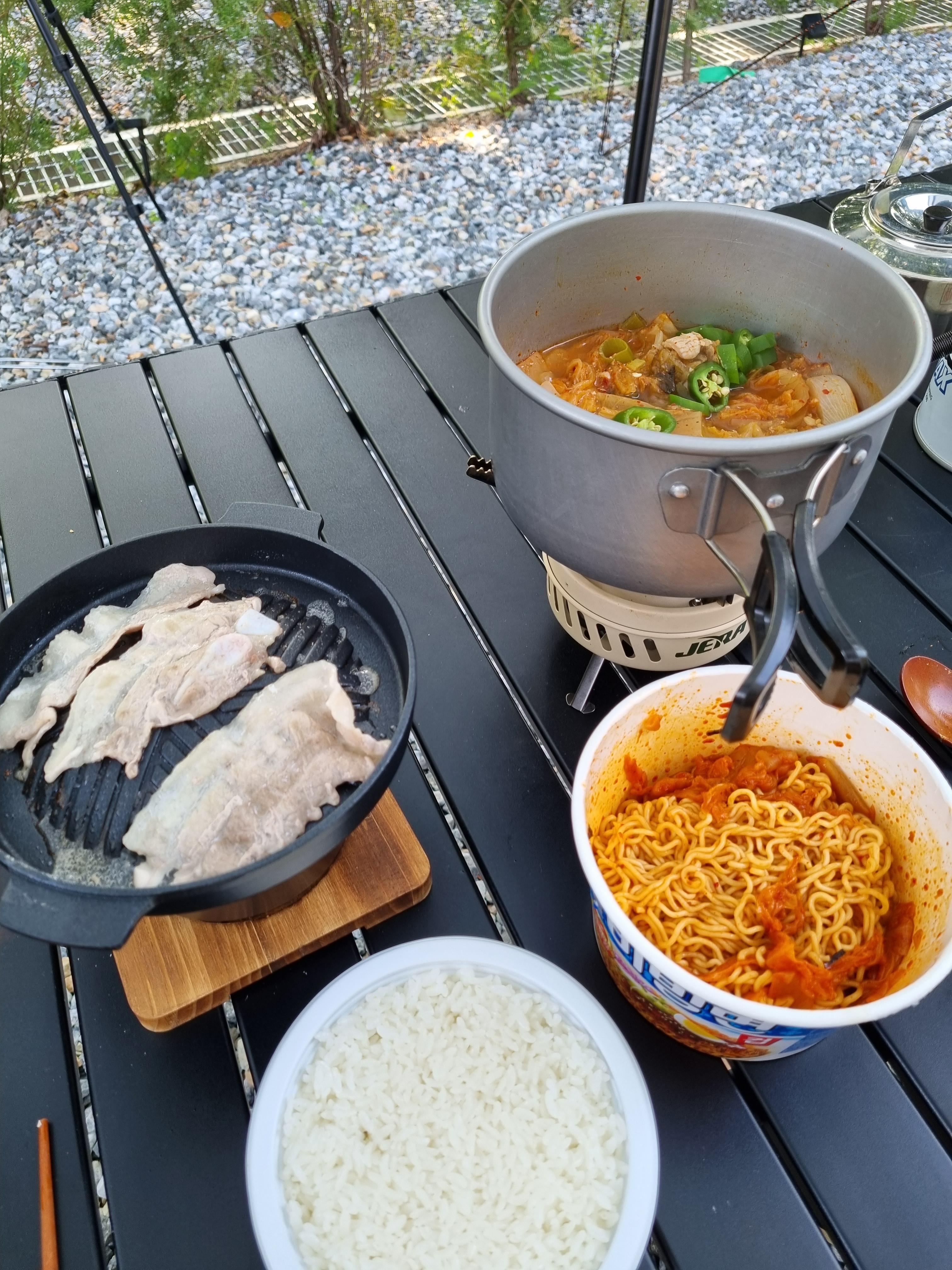 캠핑음식