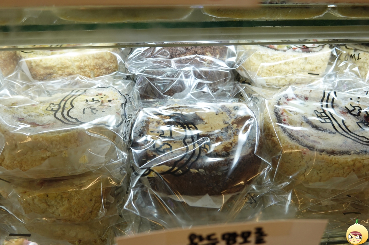 피스타치오롤 &amp; 오페라라라 &amp; 맘모롤