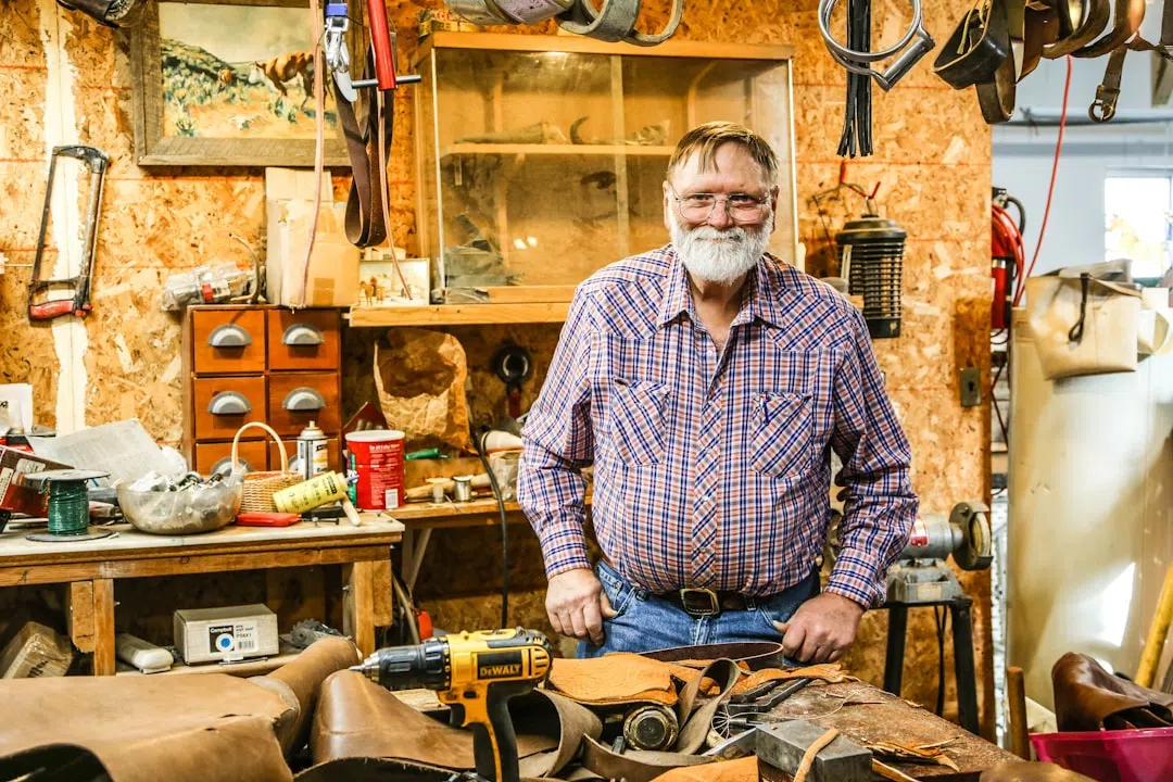 당뇨병관리-배나온 당뇨환자 노인 이미지