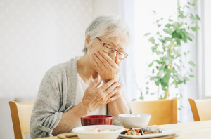 식후 가슴 두근거림은 무엇이 원인