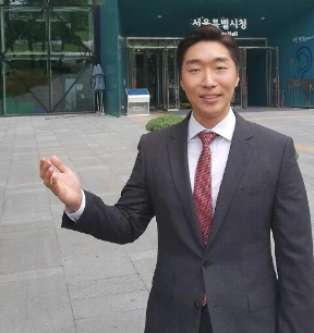 김용만 프로필 나이 고향 학력 경력 평가