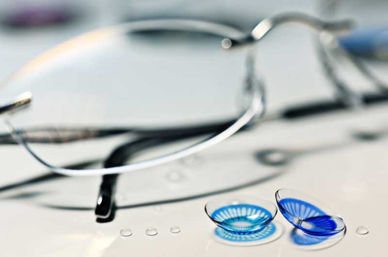 안경 및 콘텐트렌즈 이미지