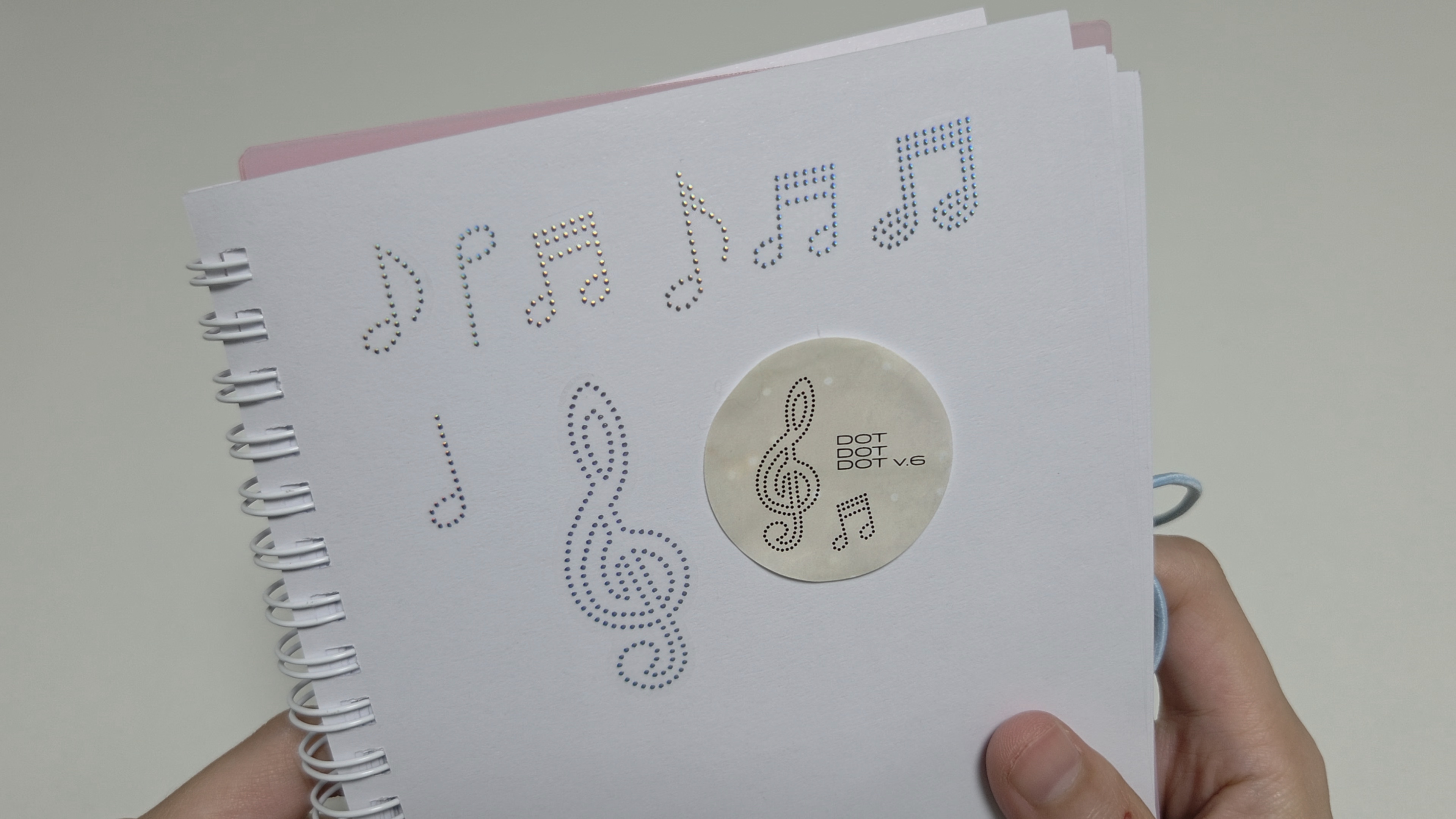 2025년 닷닷닷6 입장 특전 키스컷