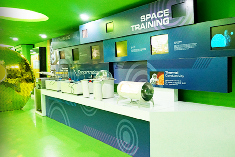 옥토끼 우주센터