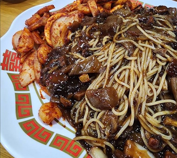 서유기짬뽕 쟁반짜장&middot;복분자 탕수육, 왜 특별할까요?