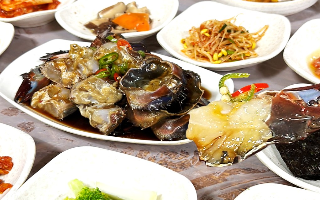 덕수식당의 간장돌게장