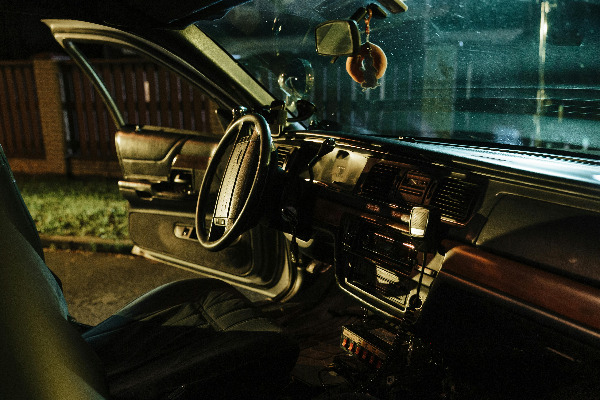 오래된 자동차 실내 덕트 오염으로 인한 히터 곰팡이 냄새 원인