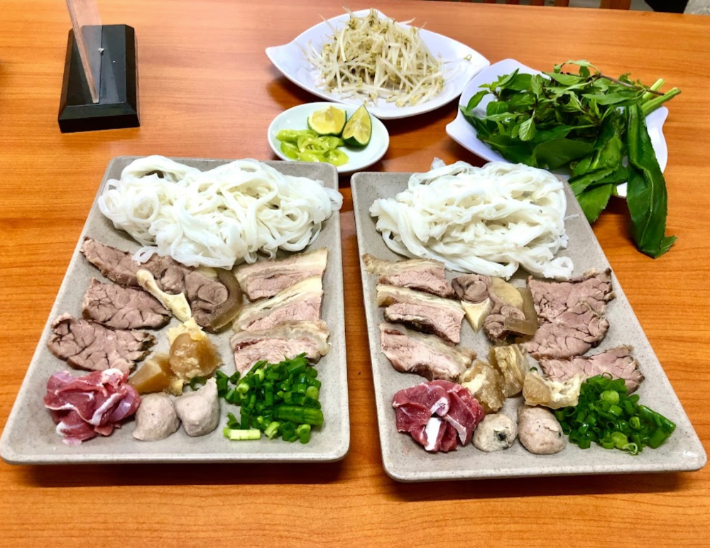 I love phở