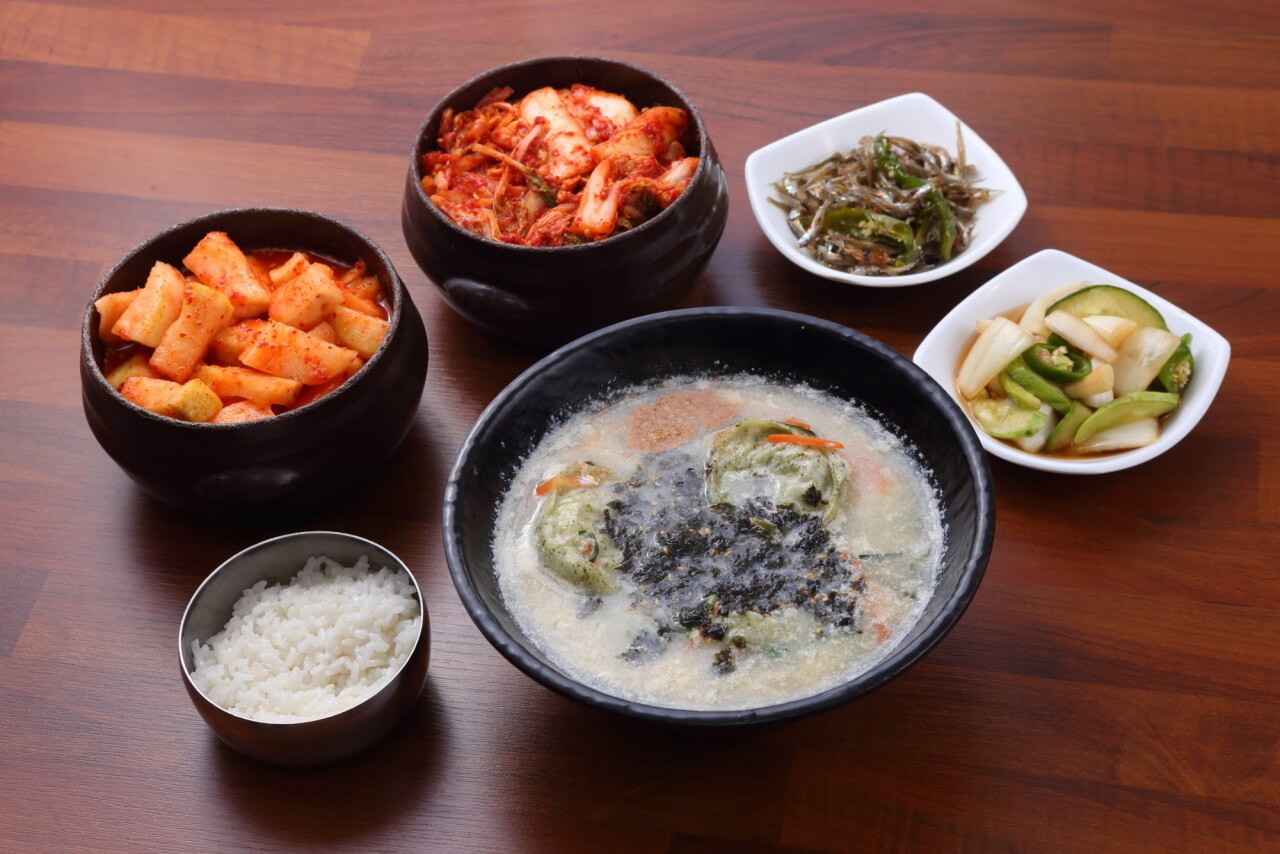 생방송투데이 해초 보말칼국수 제주시 개척식당 맛집