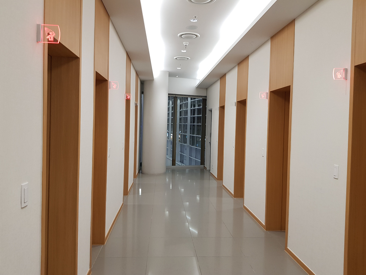 인천 국제공항 제2터미널 샤워실 샤워 후기1