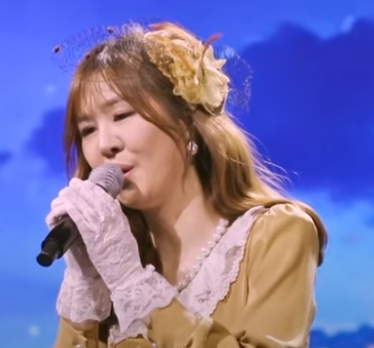 여인의 눈물 - 윤수현