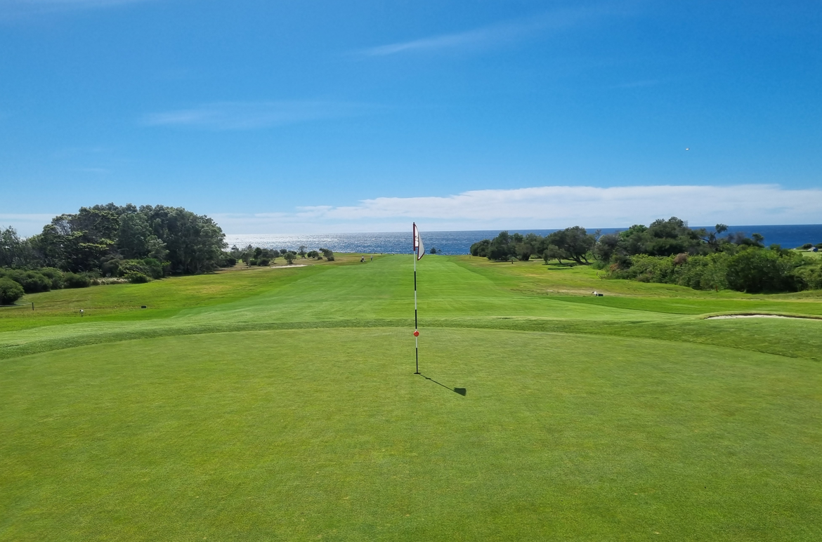 The Coast Golf Club - 더 코스트 골프크럽