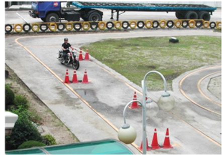 오토바이 면허 : 종류부터 면허 따는 법·비용·시험·나이까지 총정리