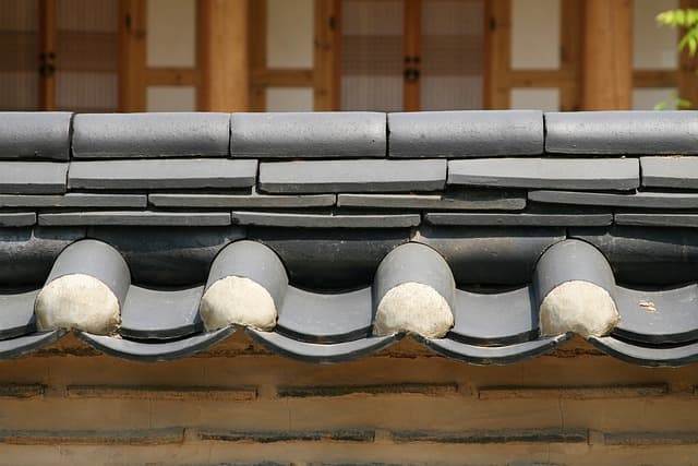 지붕부터 기단까지, 한옥이 보여주는 친환경 건축의 정수