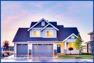 남색 박공지붕 주택