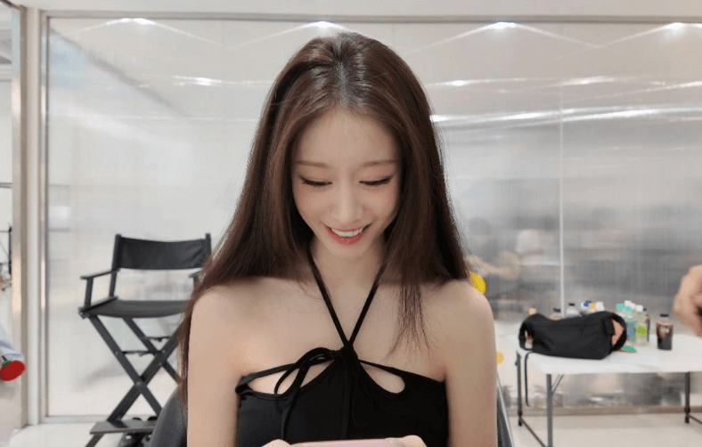 지연 활짝 웃는 모습