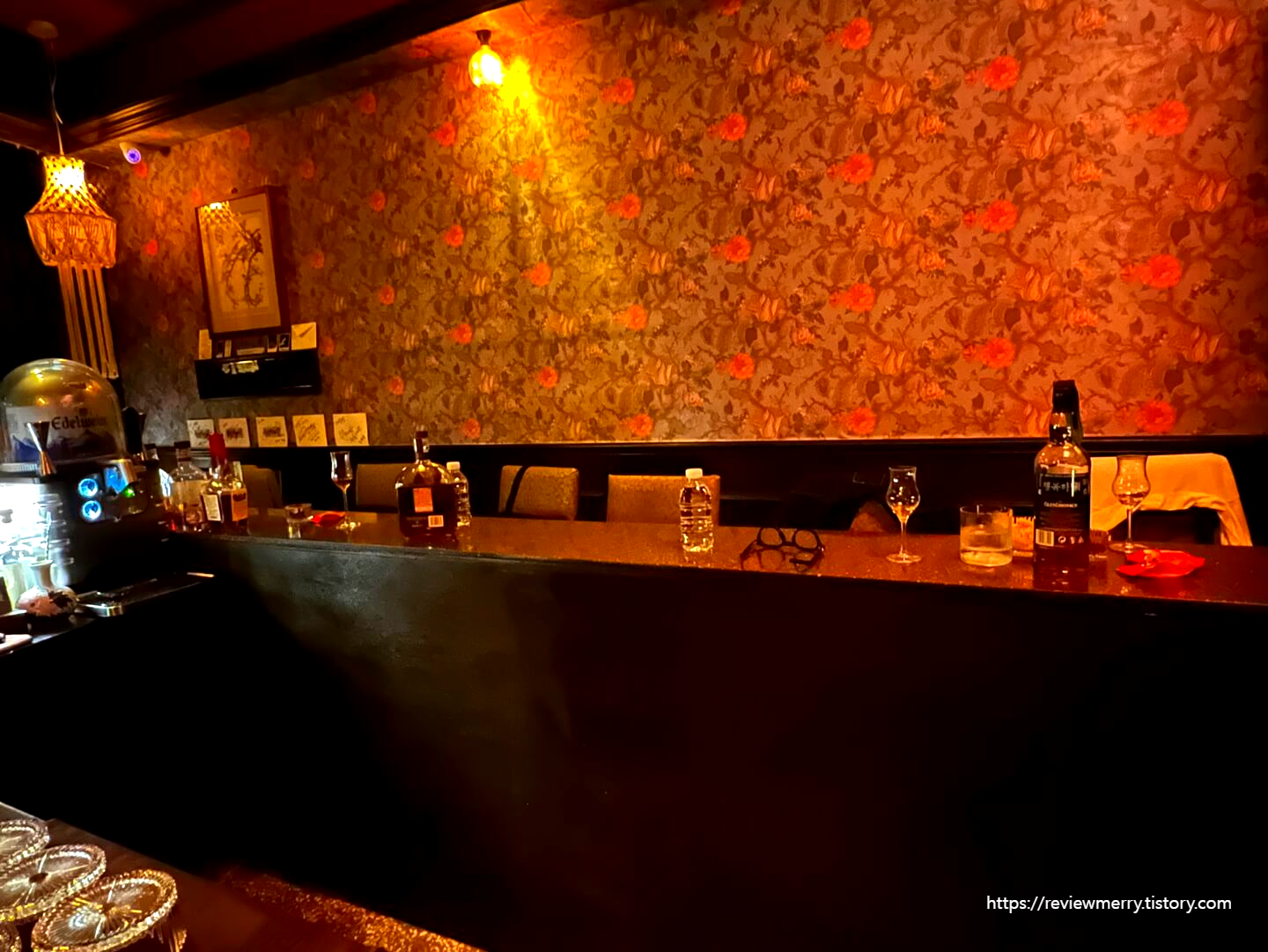 내부 테이블 사진